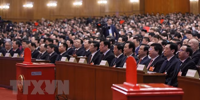 Vietnam felicita a dirigentes chinos recién elegidos ảnh 1