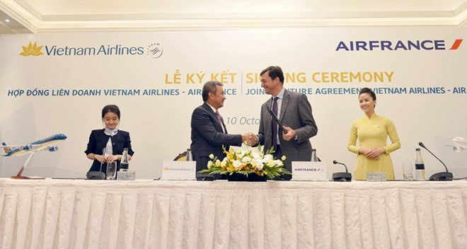 Vietnam Airlines y Air France firman acuerdo de cooperación integral ảnh 1