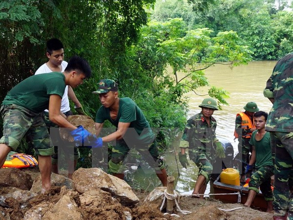 Expresa Bangladesh condolencias a Vietnam por pérdidas causadas por desastres naturales ảnh 1