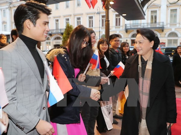 Presidenta de Asamblea Nacional de Vietnam llega a Rusia para IPU-137 ảnh 1