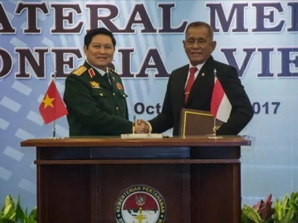 Vietnam e Indonesia firman declaración sobre cooperación en defensa ảnh 1 Vietnam e Indonesia firman declaración sobre cooperación en defensa ảnh 1