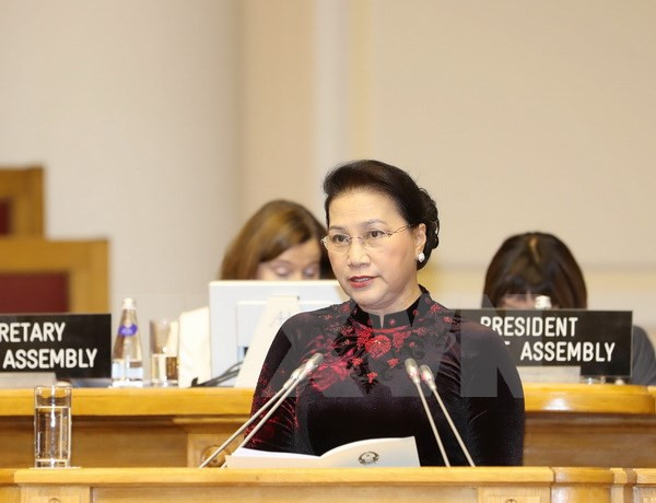 Presidenta de Asamblea Nacional de Vietnam visita Kazajstán ảnh 1 Presidenta de Asamblea Nacional de Vietnam visita Kazajstán ảnh 1