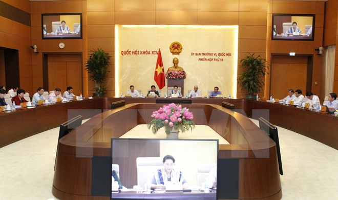 Comité Permanente del Parlamento vietnamita analiza situación socioeconómica ảnh 1
