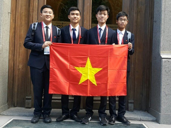 Vietnam gana dos medallas de oro en la Olimpiada Internacional de Química ảnh 1
