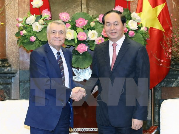 Presidente de Vietnam ofrece medidas para impulsar comercio con Azerbaiyán ảnh 1 Presidente de Vietnam ofrece medidas para impulsar comercio con Azerbaiyán ảnh 1