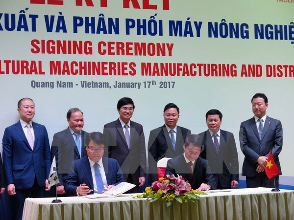 THACO coopera con grupo sudcoreano para fabricación de máquinas agrícolas ảnh 1 THACO coopera con grupo sudcoreano para fabricación de máquinas agrícolas ảnh 1