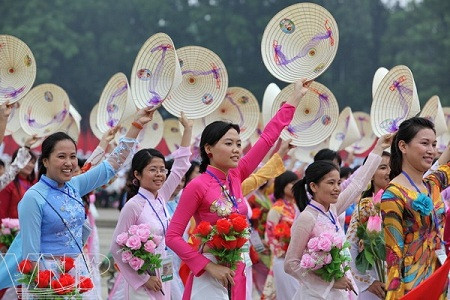 Efectúan seminario sobre labores femeninas en Vietnam en nueva coyuntura ảnh 1 Efectúan seminario sobre labores femeninas en Vietnam en nueva coyuntura ảnh 1