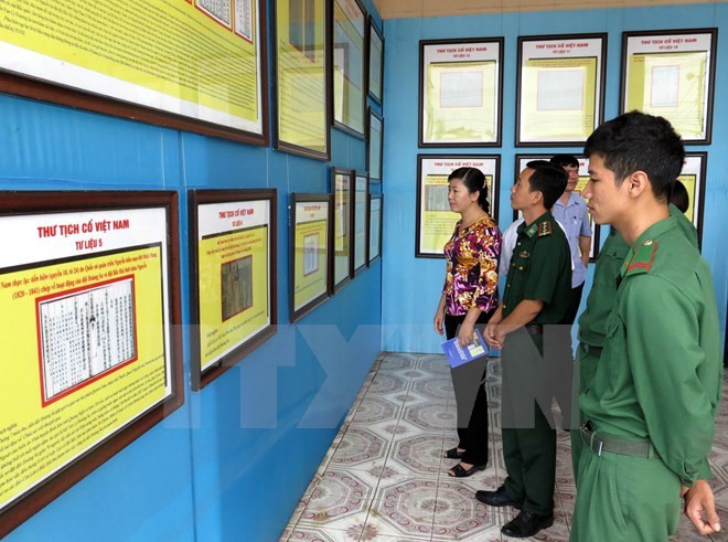 Exhiben en provincia vietnamita muestras de soberanía nacional en el mar ảnh 1