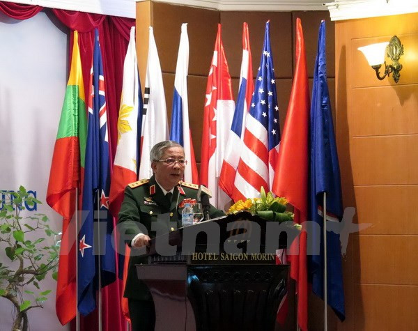Viceministro vietnamita de Defensa recibe a agregado militar indonesio ảnh 1