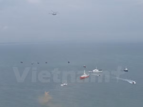 Vietnam realiza mayor ensayo de búsqueda y rescate aéreo ảnh 1