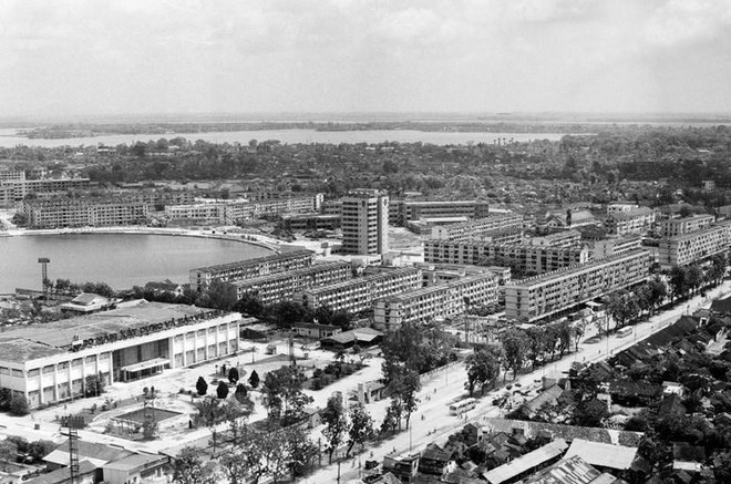 [Foto] Tras la guerra, Vietnam superó las dificultades para la reconstrucción nacional bajo la dirección del Partido Comunista ảnh 18