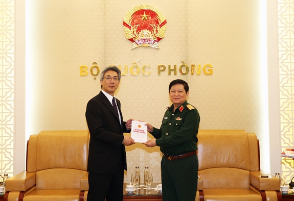 Aprecia Vietnam en cooperación militar con Japón ảnh 1 Aprecia Vietnam en cooperación militar con Japón ảnh 1