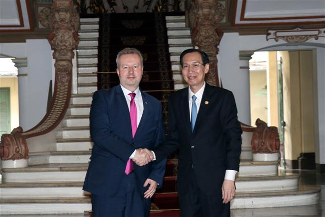 Promueven Ciudad Ho Chi Minh y República Checa cooperación en medio ambiente ảnh 1 Promueven Ciudad Ho Chi Minh y República Checa cooperación en medio ambiente ảnh 1