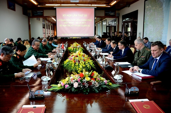 Debaten Vietnam y Belarús sobre ampliación de la cooperación técnica militar ảnh 1 Debaten Vietnam y Belarús sobre ampliación de la cooperación técnica militar ảnh 1