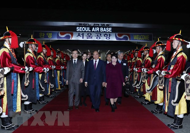 Cumple primer ministro de Vietnam intensa agenda en Corea del Sur ảnh 1 Cumple primer ministro de Vietnam intensa agenda en Corea del Sur ảnh 1