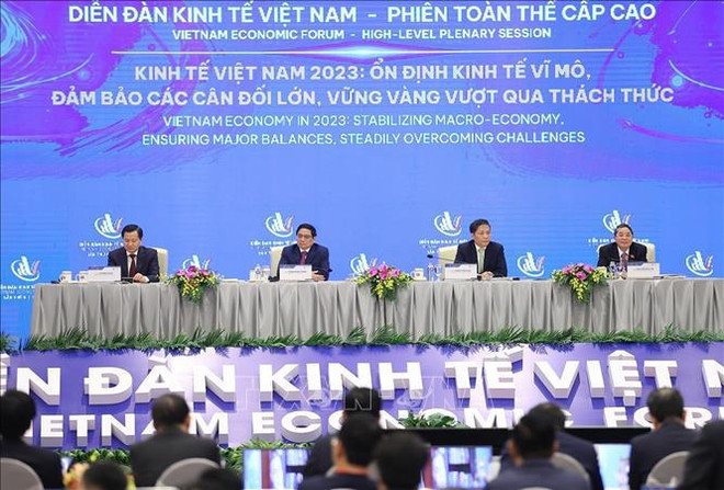 Primer ministro preside V Foro Económico de Vietnam ảnh 1 Primer ministro preside V Foro Económico de Vietnam ảnh 1