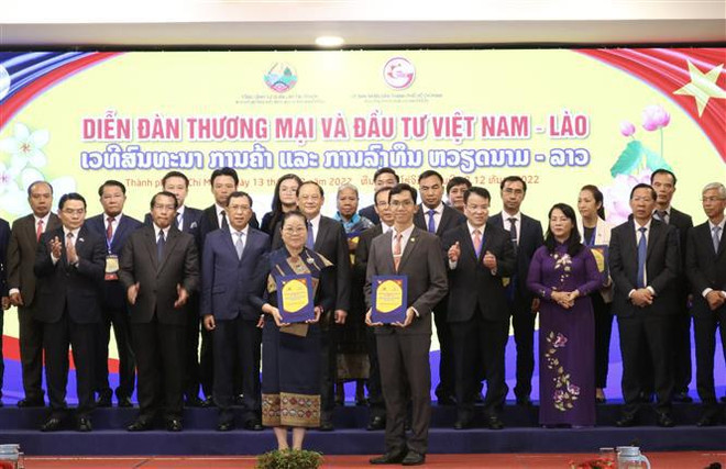 Laos, destino de inversión potencial para empresas vietnamitas ảnh 1