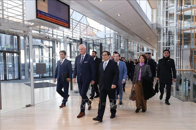 Premier vietnamita resalta cooperación con Banco Europeo de Inversiones ảnh 1 Premier vietnamita resalta cooperación con Banco Europeo de Inversiones ảnh 1
