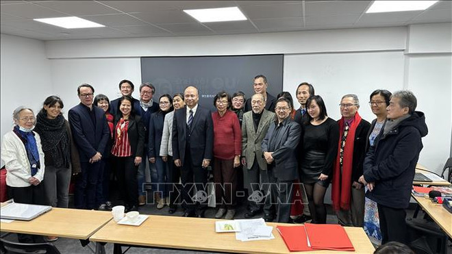 Asociación de vietnamitas en Francia celebra su XVI Congreso ảnh 1