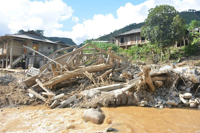 Provincia de Yen Bai sufre graves inundaciones ảnh 4 Provincia de Yen Bai sufre graves inundaciones ảnh 4