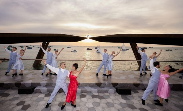 Puente del beso, un nuevo destino icónico en Vietnam ảnh 3 Puente del beso, un nuevo destino icónico en Vietnam ảnh 3