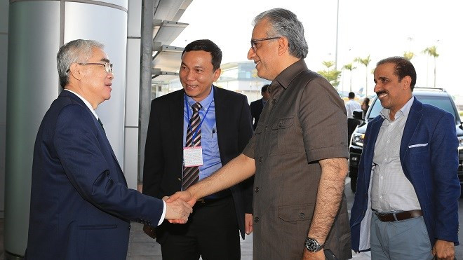 Presidente de Confederación Asiática de Fútbol visita Vietnam ảnh 1 Presidente de Confederación Asiática de Fútbol visita Vietnam ảnh 1