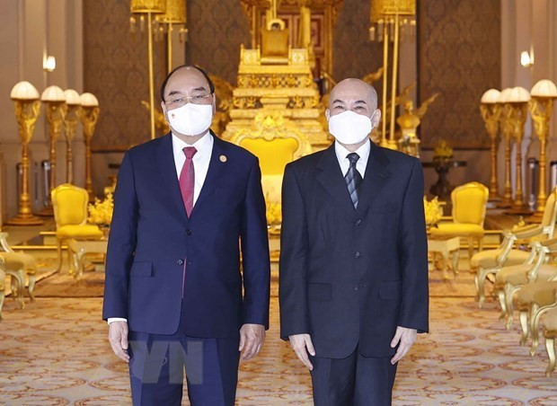Presidente de Vietnam concluye con éxito visita de Estado a Camboya ảnh 2 Presidente de Vietnam concluye con éxito visita de Estado a Camboya ảnh 2
