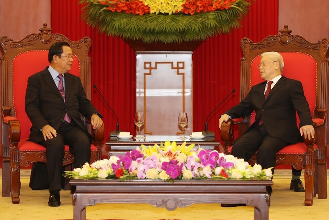 Visita del presidente Nguyen Xuan Phuc profundizará relaciones Vietnam-Camboya ảnh 2 Visita del presidente Nguyen Xuan Phuc profundizará relaciones Vietnam-Camboya ảnh 2