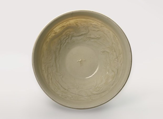 Estudian sociedad vietnamita mediante la cerámica utilizada en el Palacio Imperial de Thang Long ảnh 1 Estudian sociedad vietnamita mediante la cerámica utilizada en el Palacio Imperial de Thang Long ảnh 1