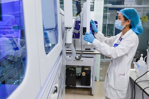 Reporta Vietnam más de 16 mil casos nuevos de COVID-19 y casi 31 mil recuperados ảnh 1