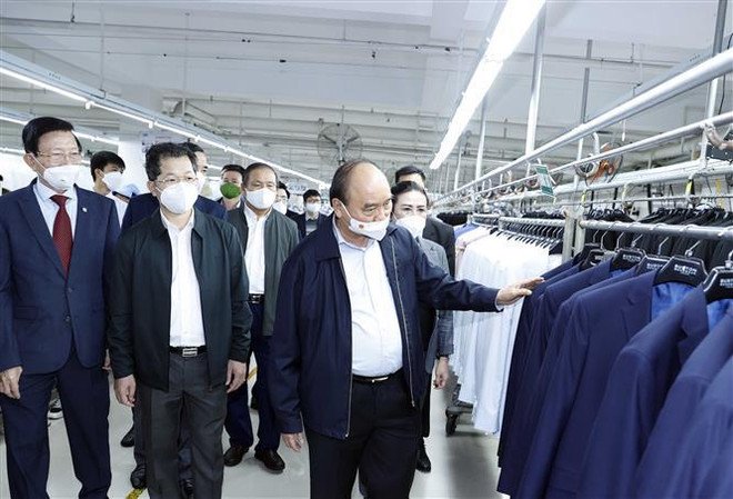 Presidente de Vietnam pide a Da Nang despertar el potencial humano ảnh 2