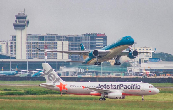 Vietnam Airlines y Jetstar Pacific ajustan vuelos por tormenta Nakri ảnh 1 Vietnam Airlines y Jetstar Pacific ajustan vuelos por tormenta Nakri ảnh 1