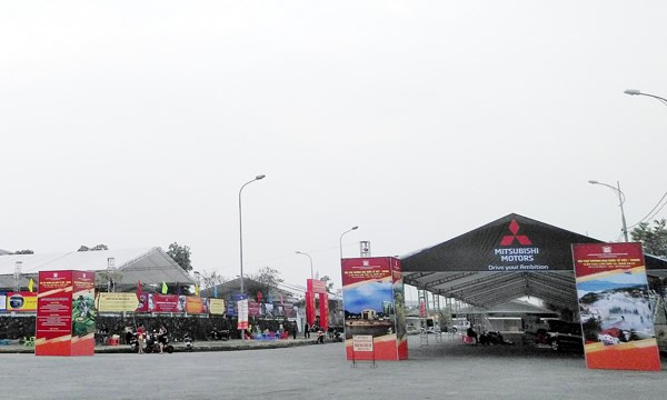 Buscan Vietnam y China promover lazos en negocios durante Feria Comercial Internacional ảnh 1