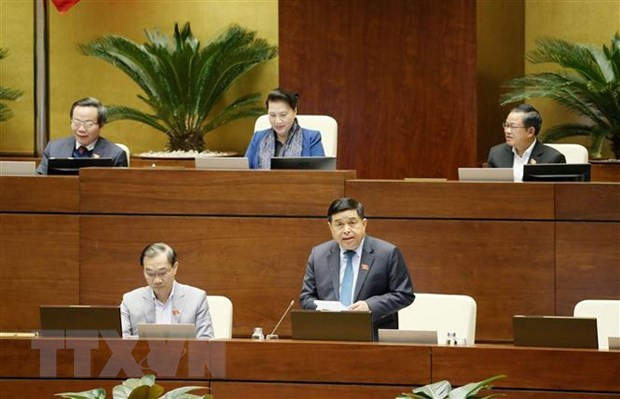 Centra Parlamento de Vietnam debates en proyecto de Ley de Inversión ảnh 1 Centra Parlamento de Vietnam debates en proyecto de Ley de Inversión ảnh 1