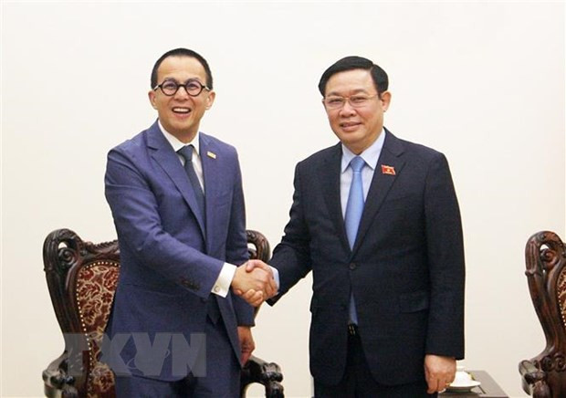Sugiere vicepremier de Vietnam a FWD a invertir en proyectos de start-up ảnh 1 Sugiere vicepremier de Vietnam a FWD a invertir en proyectos de start-up ảnh 1