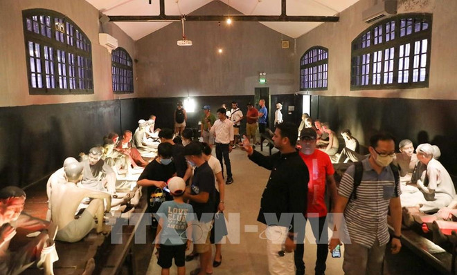 Hanoi recibe más de 422 mil turistas durante el asueto por el Día Nacional ảnh 1