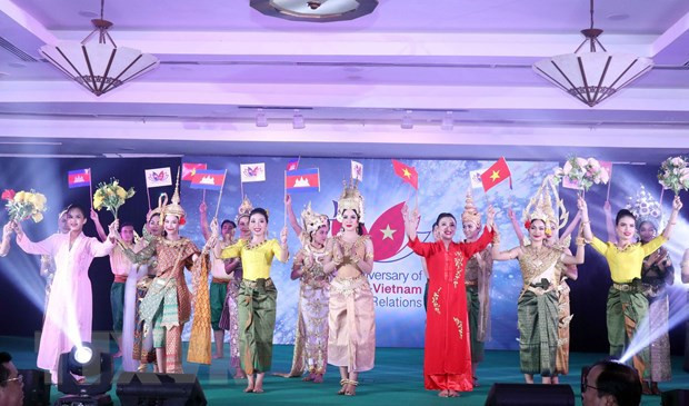 Efectúan programa para impulsar cooperación turística entre Camboya y Vietnam ảnh 1 Efectúan programa para impulsar cooperación turística entre Camboya y Vietnam ảnh 1