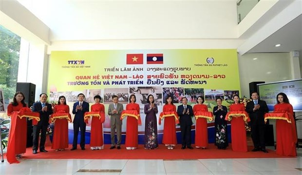 Fotos cuentan historias sobre las relaciones especiales entre Vietnam y Laos ảnh 2 Fotos cuentan historias sobre las relaciones especiales entre Vietnam y Laos ảnh 2