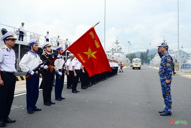 Buque de guerra vietnamita concluye visita a Indonesia ảnh 1 Buque de guerra vietnamita concluye visita a Indonesia ảnh 1