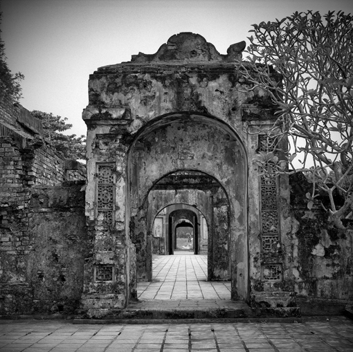 Hue, “ciudad de piedras que lloran”, en mente de amigos franceses de Vietnam ảnh 1