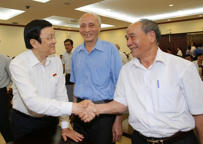 Presidente de Vietnam mantiene contacto con electores en Ciudad Ho Chi Minh ảnh 1 Presidente de Vietnam mantiene contacto con electores en Ciudad Ho Chi Minh ảnh 1