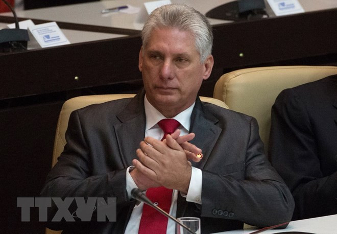 Dirigentes vietnamitas felicitan al presidente electo de Cuba ảnh 1 Dirigentes vietnamitas felicitan al presidente electo de Cuba ảnh 1