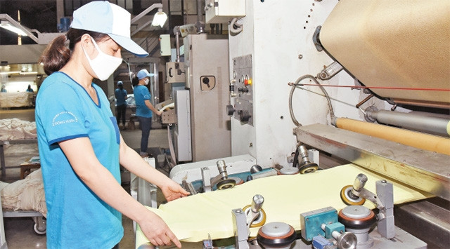 Hanoi se dirige a la meta de 12 mil millones de dólares por exportaciones ảnh 1 Hanoi se dirige a la meta de 12 mil millones de dólares por exportaciones ảnh 1