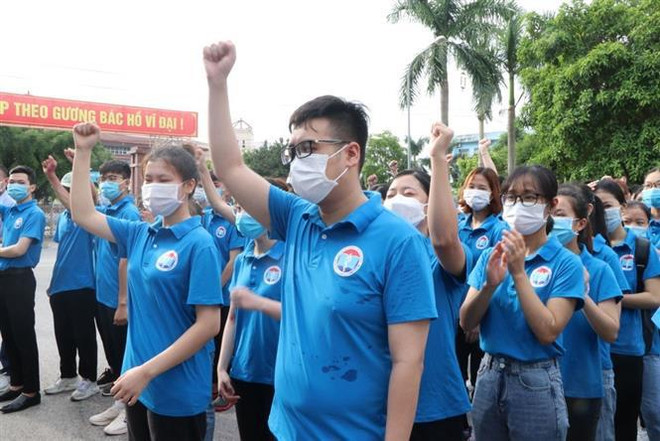 Personal médico incrementa apoyo a Ciudad Ho Chi Minh en lucha contra COVID-19 ảnh 2 Personal médico incrementa apoyo a Ciudad Ho Chi Minh en lucha contra COVID-19 ảnh 2