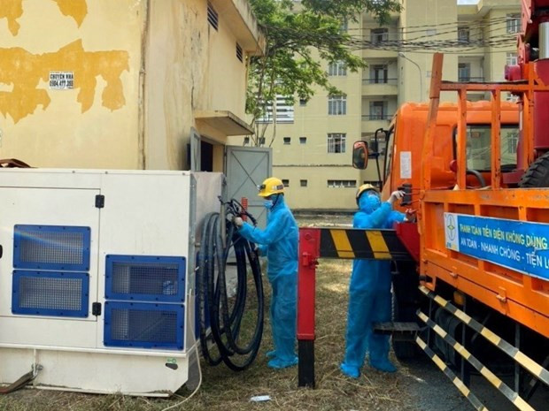 Ciudad Ho Chi Minh garantiza electricidad para hospitales de campaña ảnh 1 Ciudad Ho Chi Minh garantiza electricidad para hospitales de campaña ảnh 1