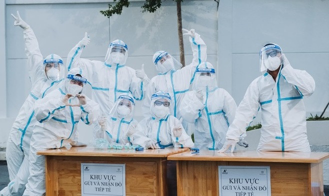 Transmiten artistas energía positiva en Ciudad Ho Chi Minh en medio de COVID-19 ảnh 1 Transmiten artistas energía positiva en Ciudad Ho Chi Minh en medio de COVID-19 ảnh 1