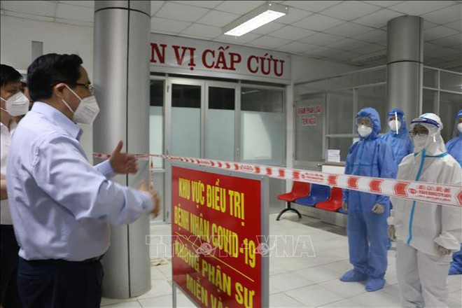 Premier insta a reforzar control del COVID-19 en Tay Ninh y Long An ảnh 2 Premier insta a reforzar control del COVID-19 en Tay Ninh y Long An ảnh 2