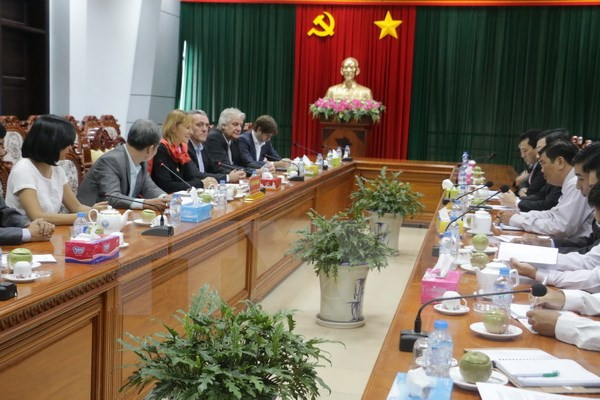 Estudian empresas japonesas ambiente de inversión en provincia de Vietnam ảnh 1