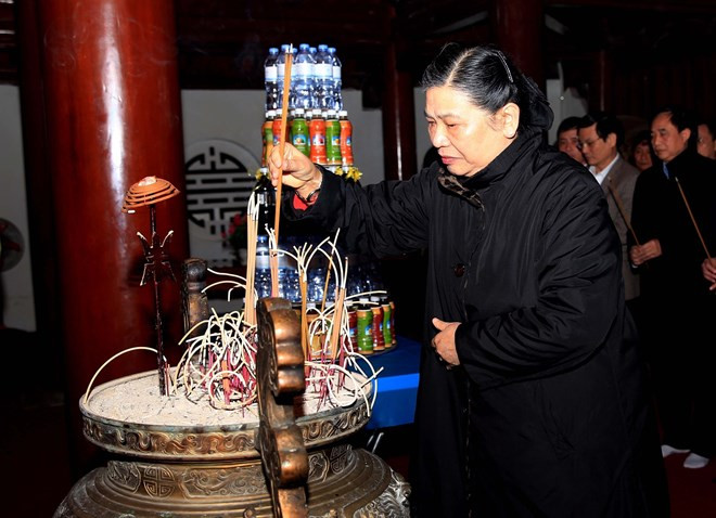 Realizan velada artística en conmemoración del Aniversario 70 de Alianza de Combate Vietnam- Laos ảnh 1