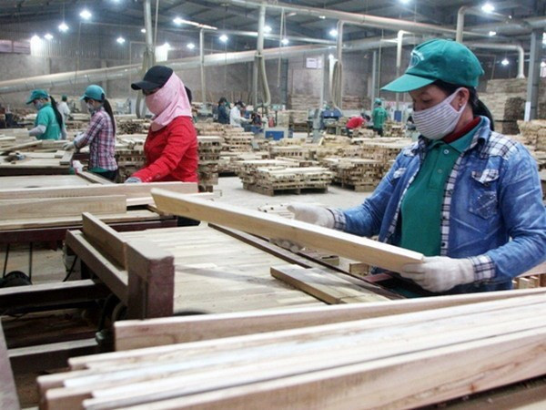 Industria de madera de Vietnam apunta lograr 10 mil 500 millones de dólares en exportación este año ảnh 1 Industria de madera de Vietnam apunta lograr 10 mil 500 millones de dólares en exportación este año ảnh 1